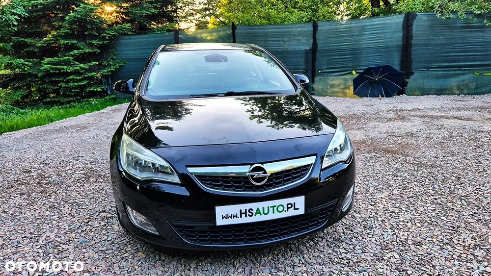 Opel Astra 1.6 Turbo Edition - 4
