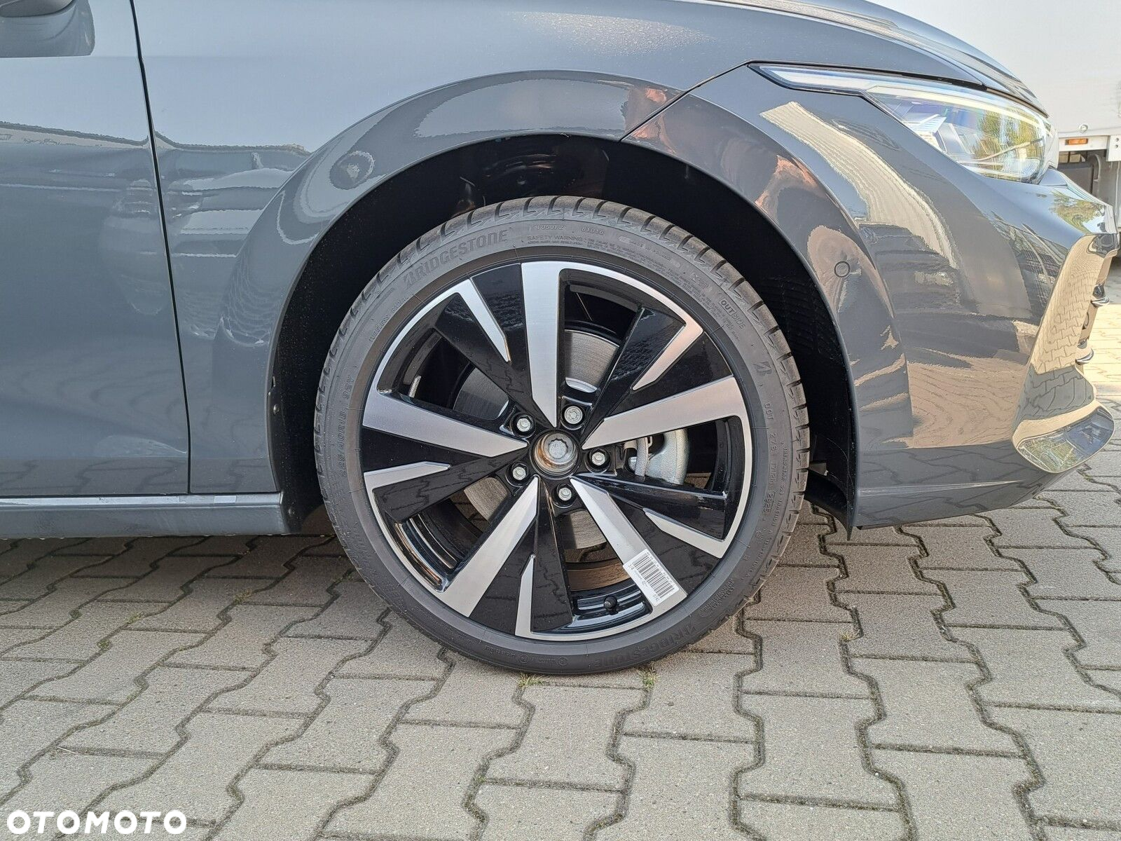 Volkswagen Golf - 4
