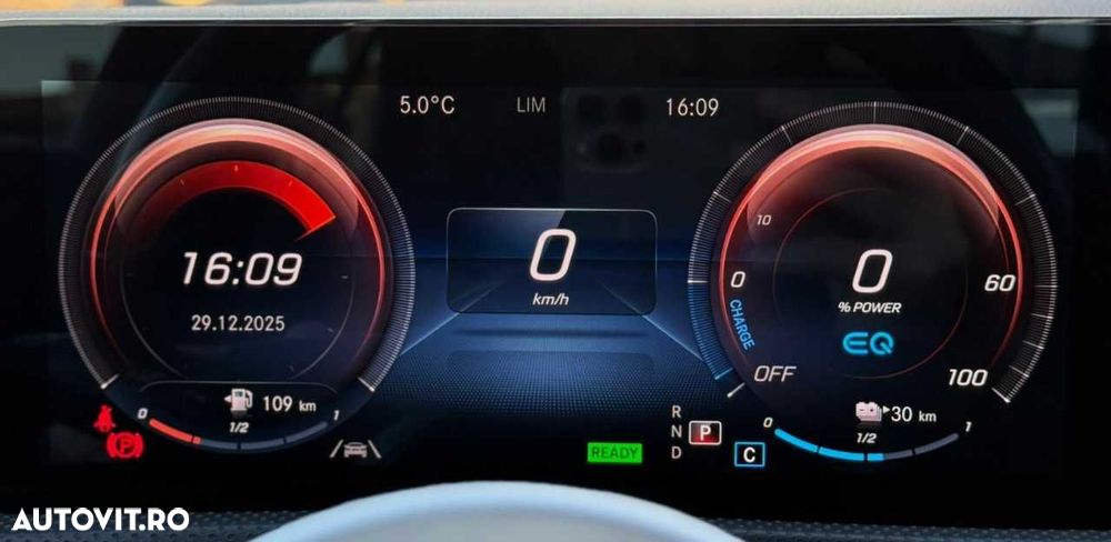 Mercedes-Benz CLA - 29