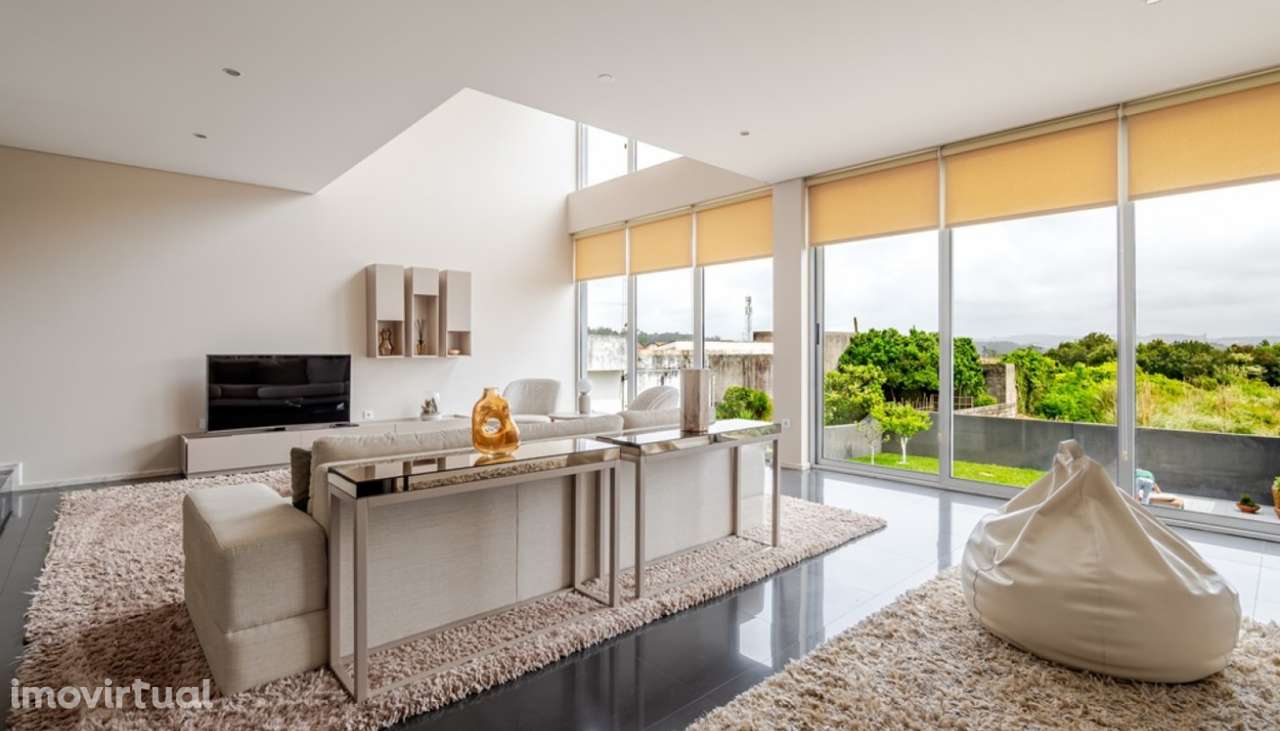 Moradia com três quartos e jardim para venda em Vila do Conde - Grande imagem: 3/24