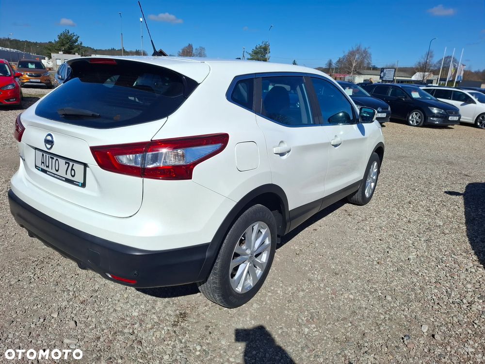 Nissan Qashqai 1.2 DIG-T N-Vision - 9