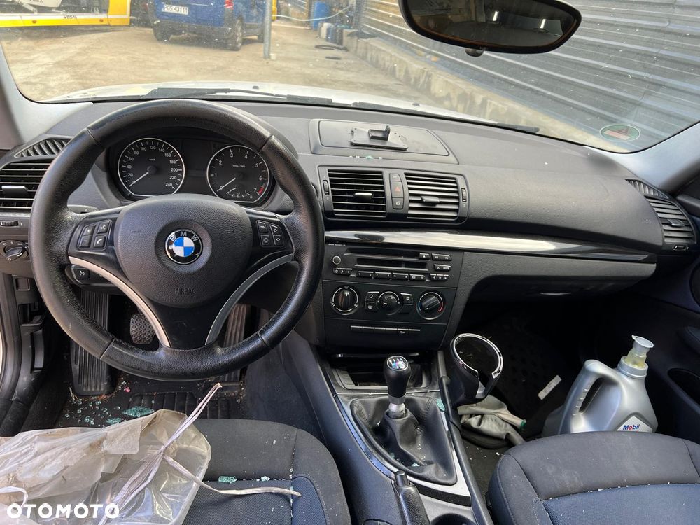 BMW 1 E87 E81 (Alpinweiss 300) części Maska zderzak błotnik lampa deska klapa drzwi - 8