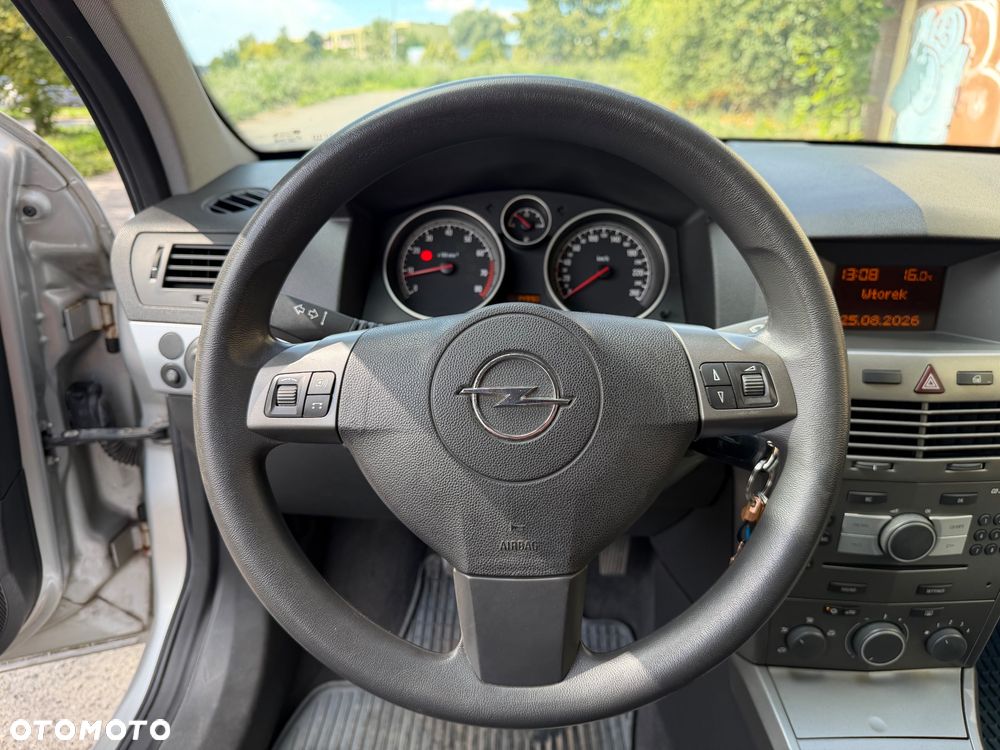 Opel Astra 1.6 Catch me - 11