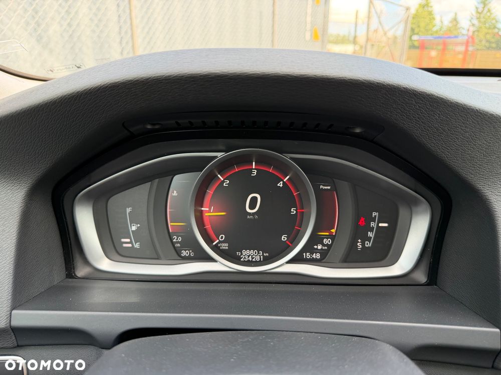 Volvo V60 D3 Drive-E Momentum - 20