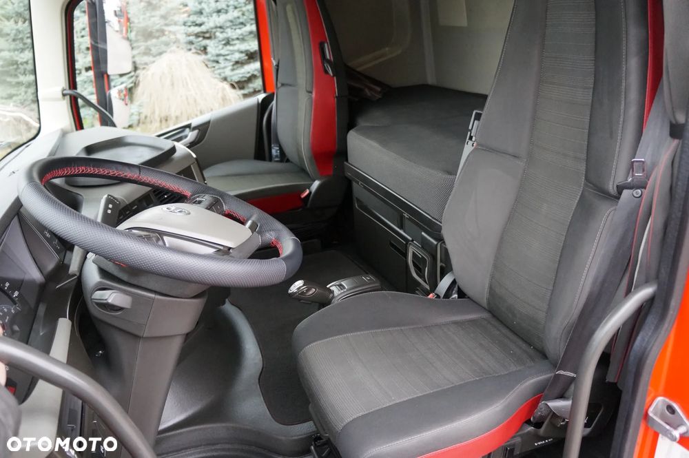 Volvo FH 4 EURO 6 GLOBETROTTER PEŁEN SERWIS HYDRAULIKA - 16