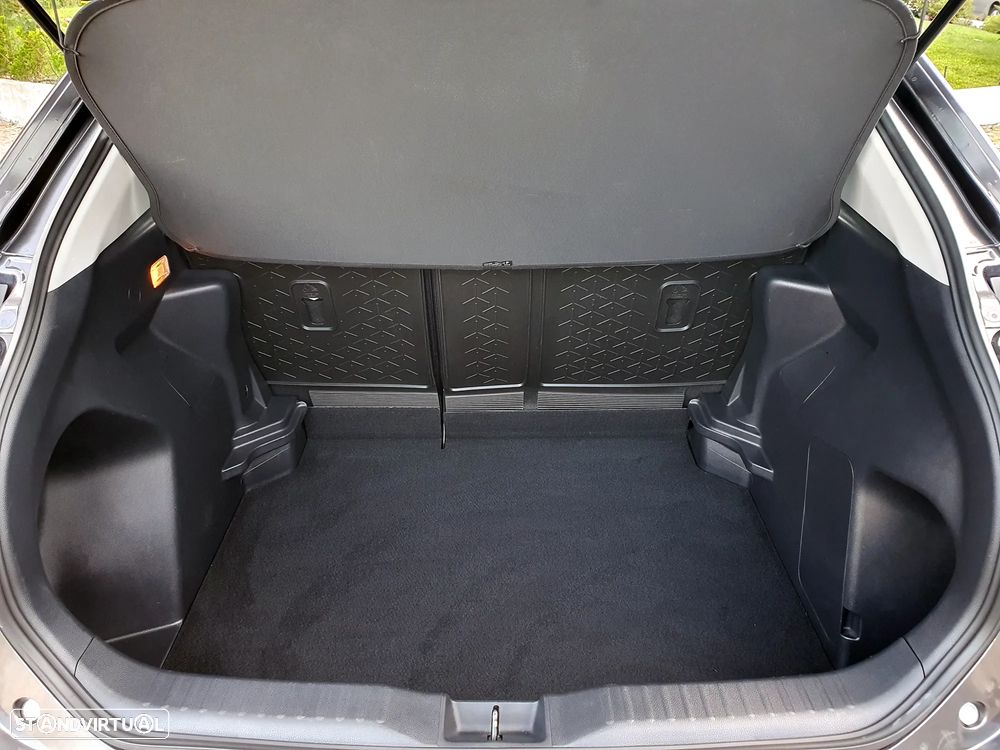Toyota Yaris Cross 1.5 HDF Comfort Plus - 12