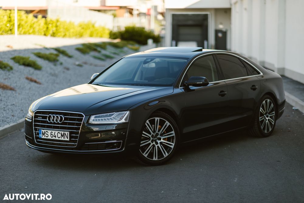 Audi A8 - 7