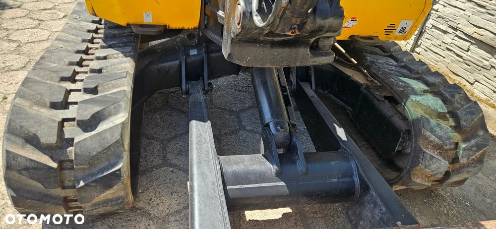 JCB 85Z-2 - 10
