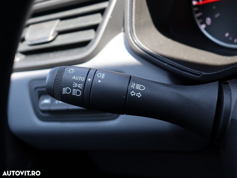Renault Clio - 16