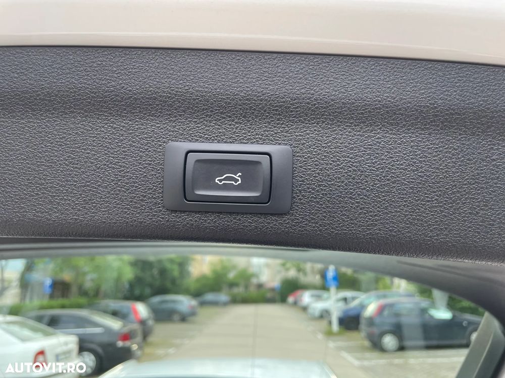 Audi A6 Avant 40 TDI S tronic - 12