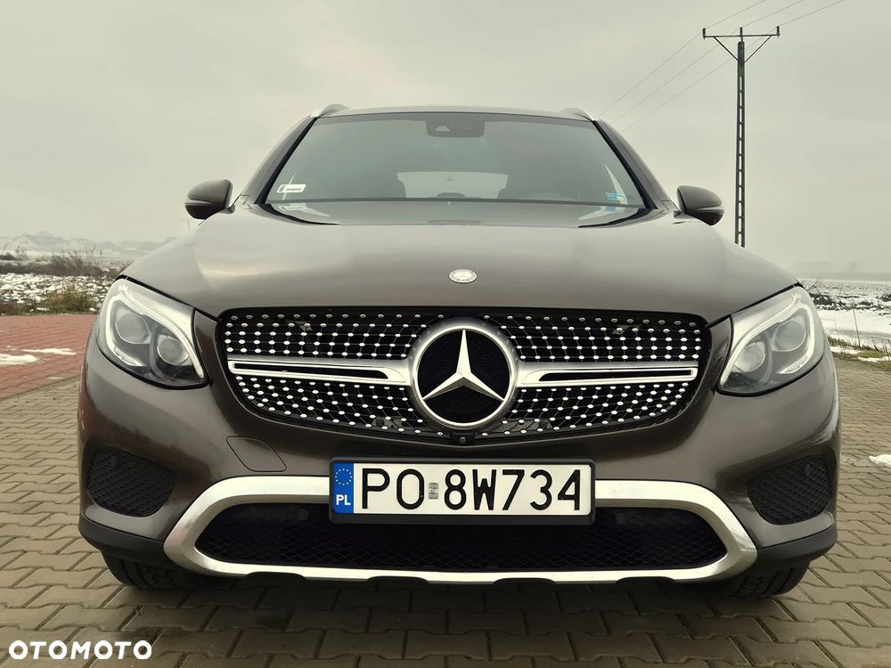 Mercedes-Benz GLC - 21