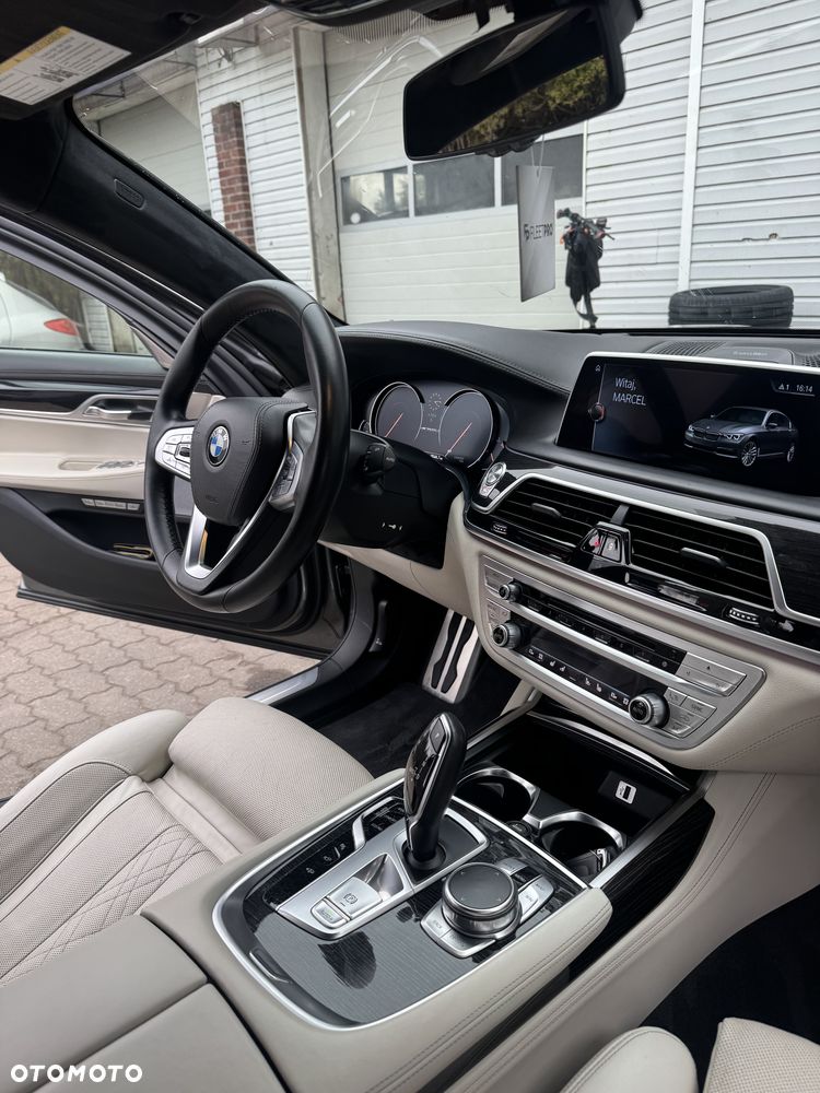 BMW Seria 7 750Li xDrive - 5