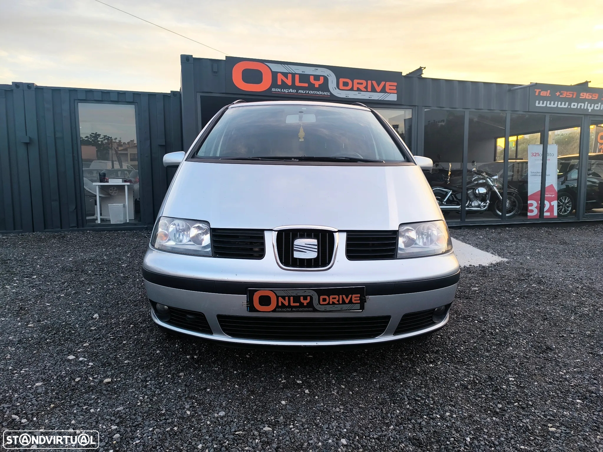 SEAT Alhambra 1.9 TDI Confort - 4