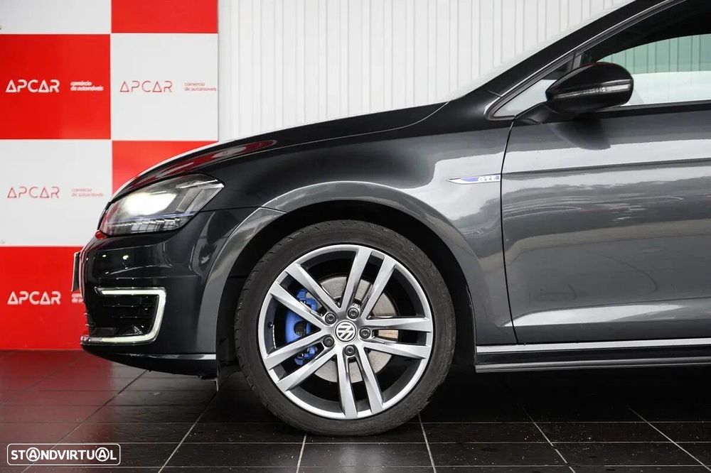 VW Golf 1.4 GTE Plug-In-Hybrid DSG - 15