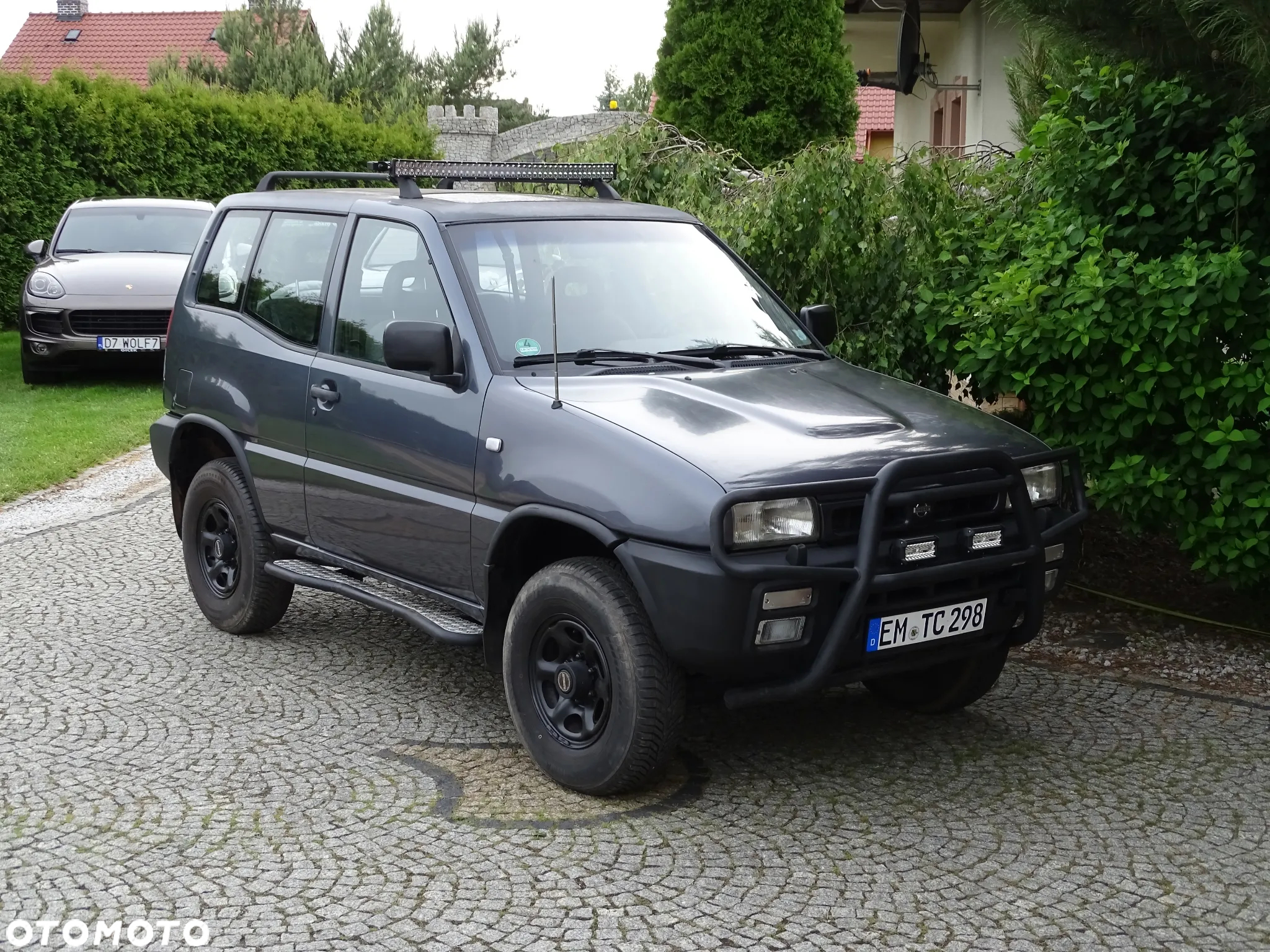 Nissan Terrano II 2.4 SGX - 9