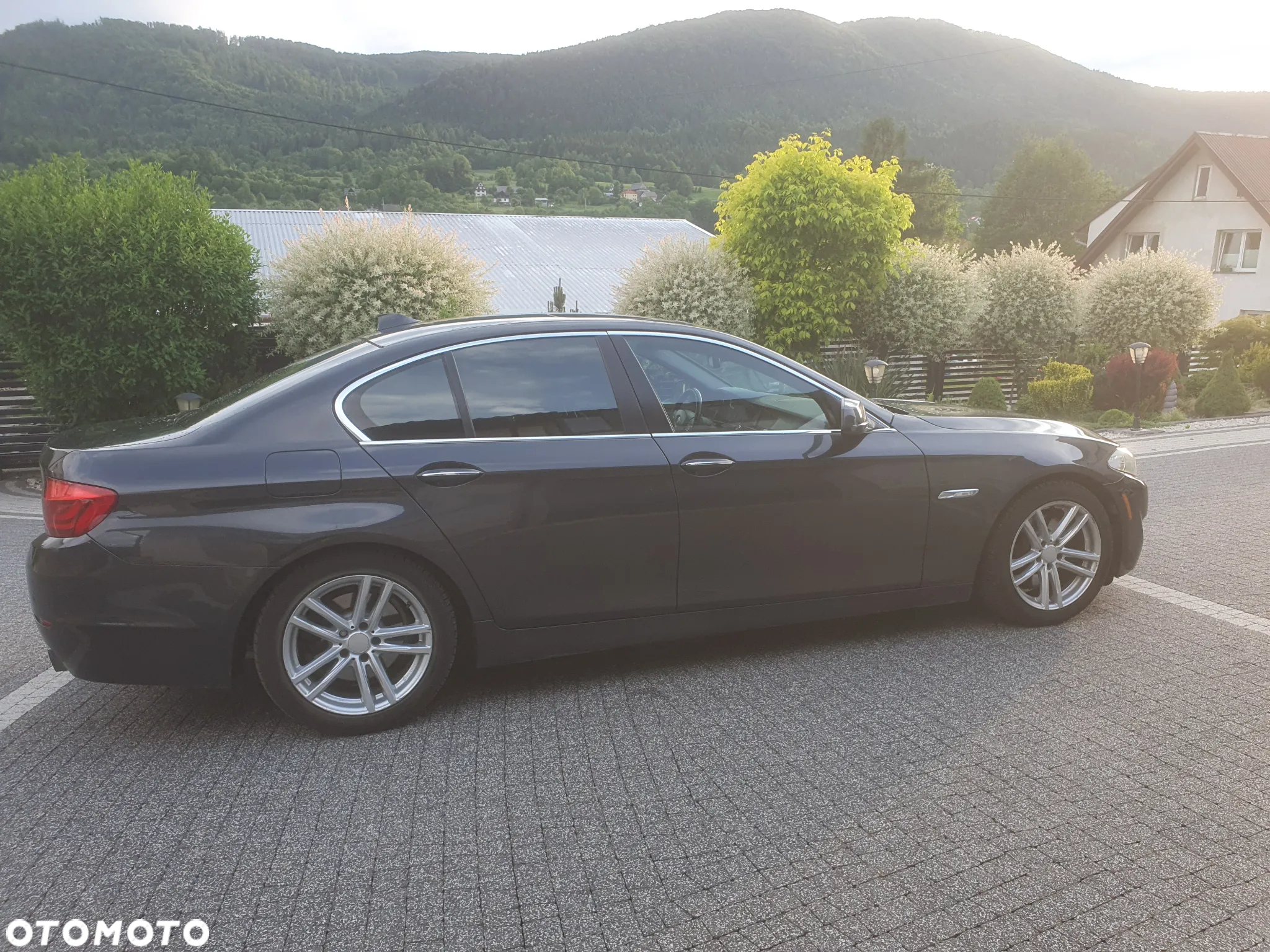 BMW Seria 5 535i xDrive - 15