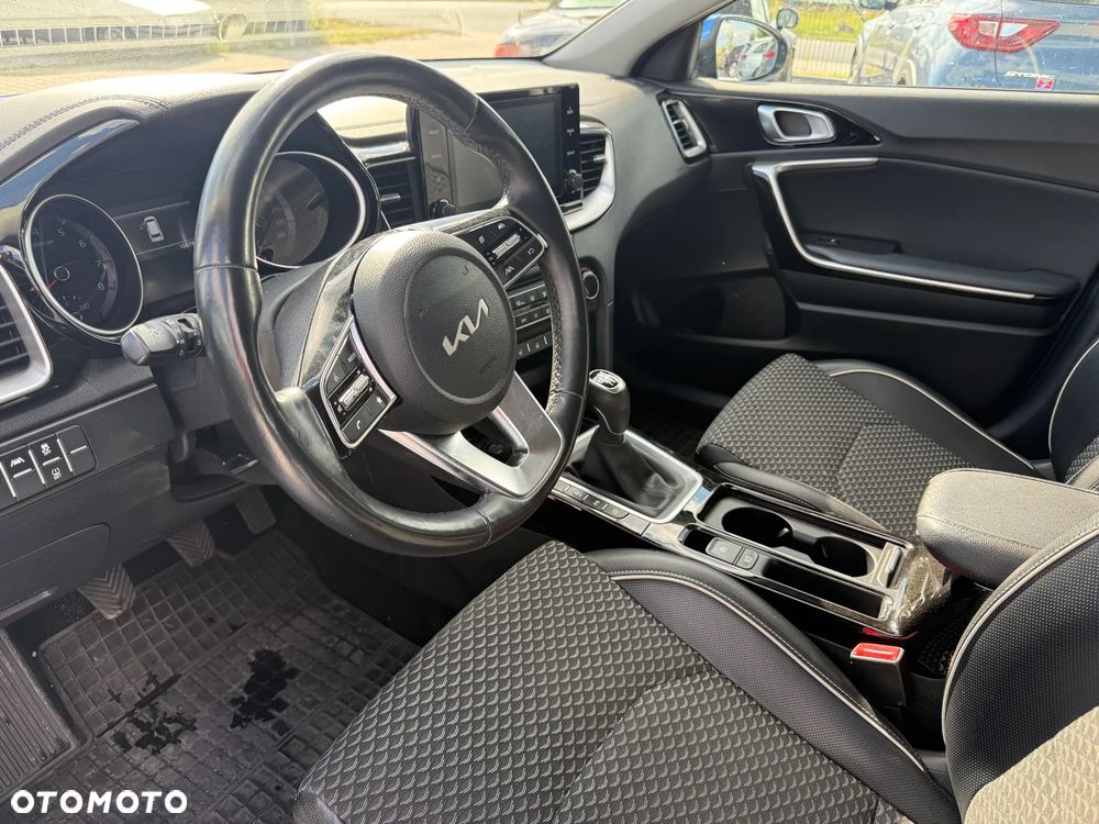 Kia Ceed 1.5 T-GDI L - 8