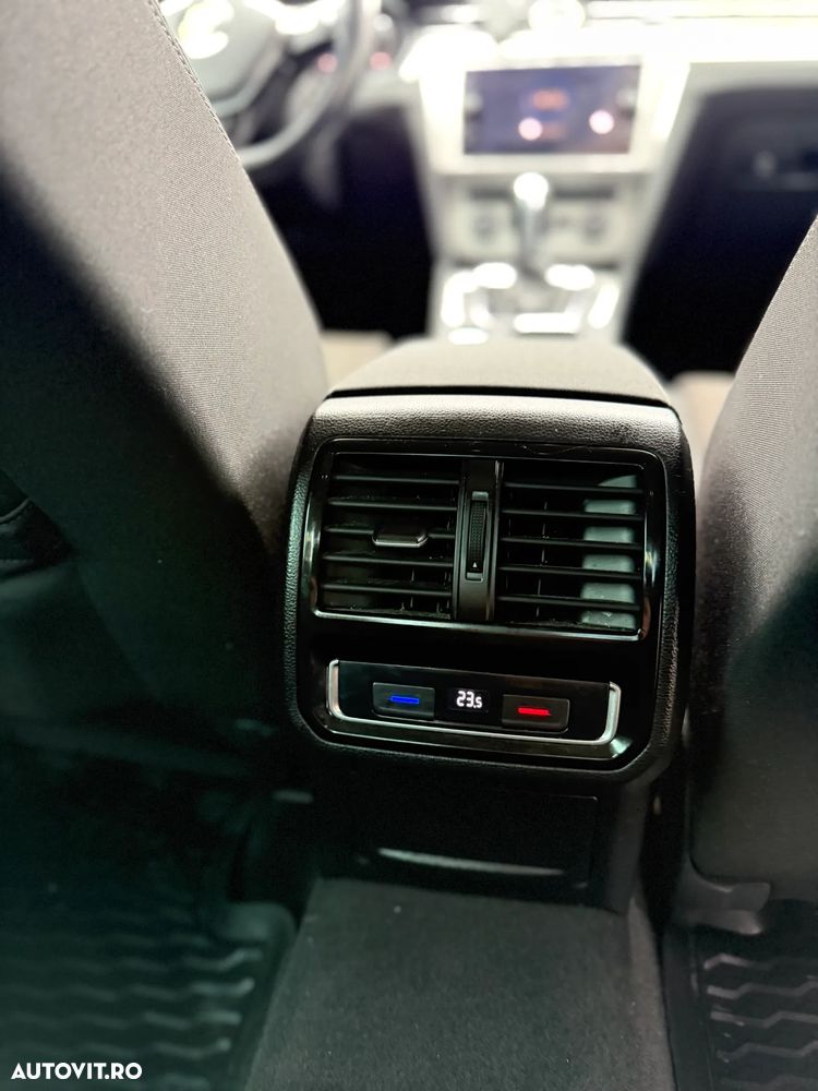 Volkswagen Passat 2.0 TDI DSG R Executive - 19
