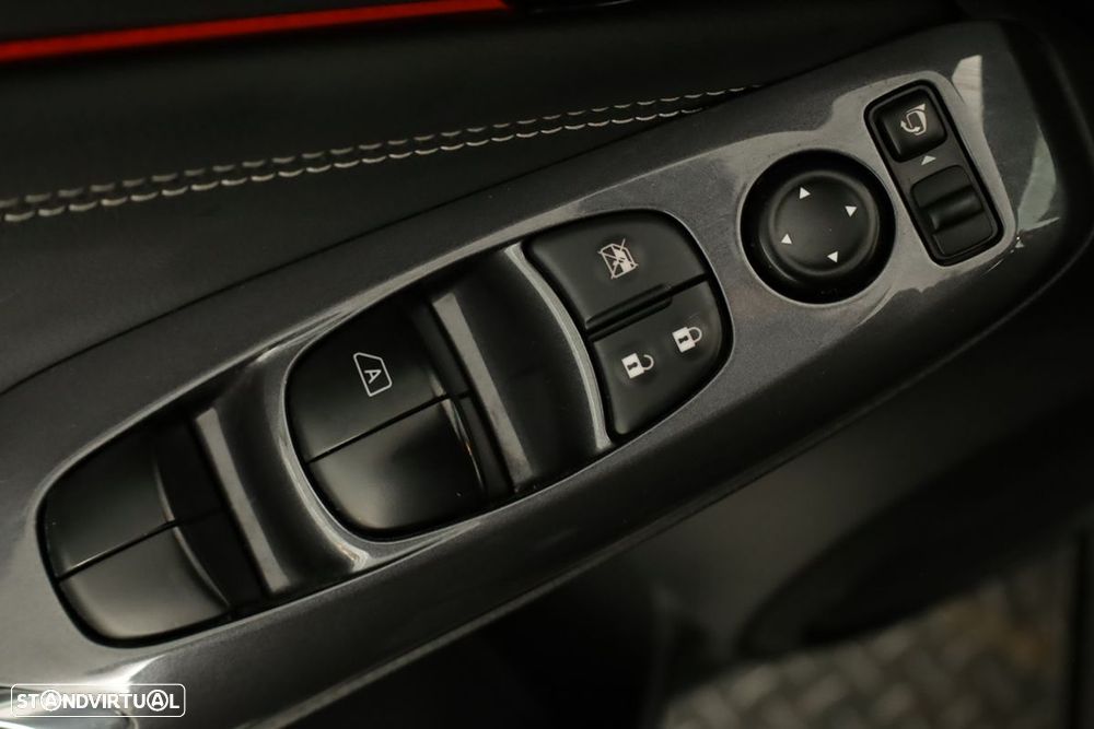 Nissan Juke 1.0 DIG-T Tekna DCT - 20