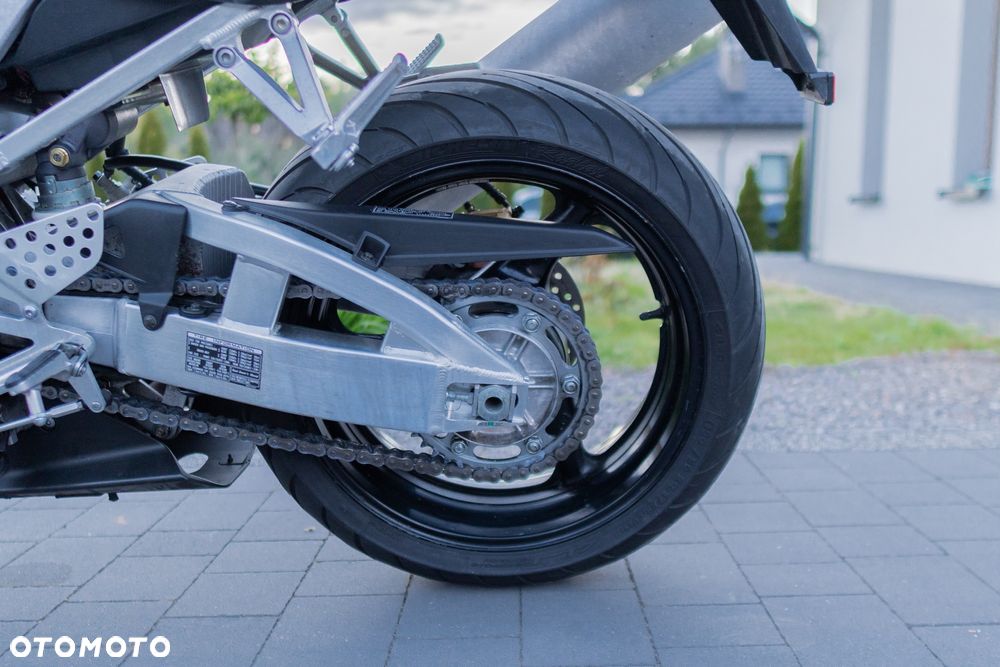 Honda CBR - 28