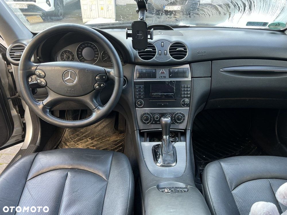 Mercedes-Benz CLK - 10