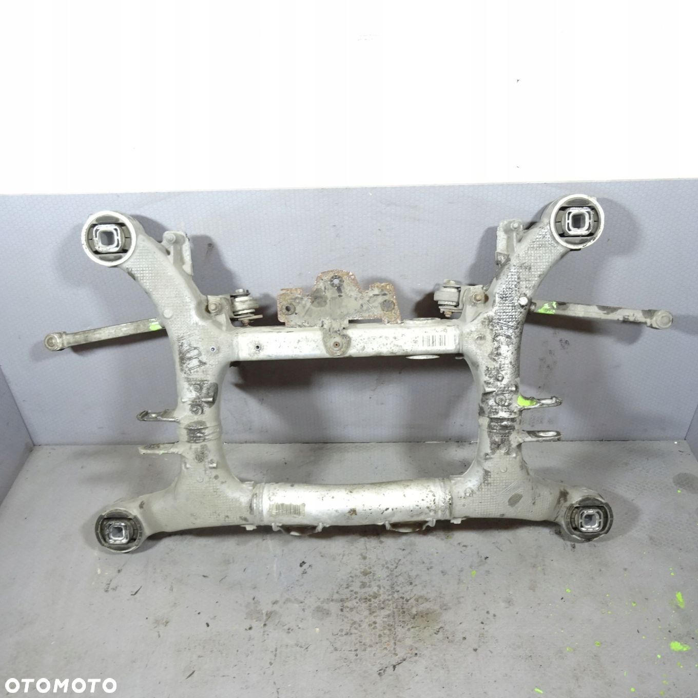 BMW 7 F01 F02 4.4 V8 OŚ TYLNA BELKA SANKI 6775888 - 1