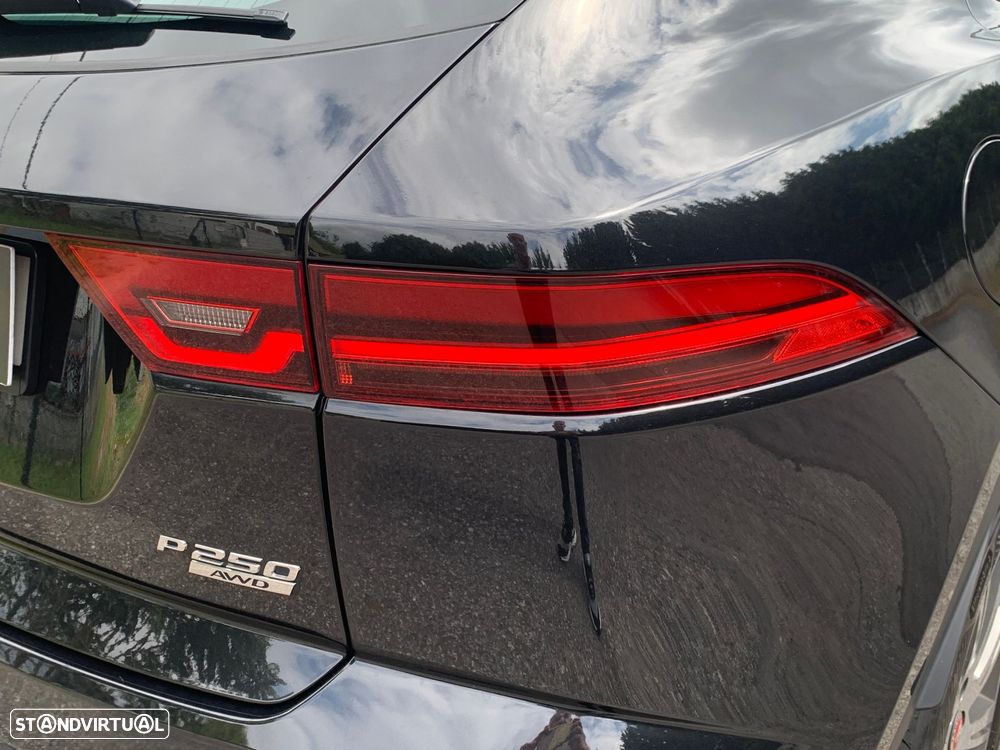 Jaguar E-Pace 2.0 P250 R-Dynamic S AWD Aut. - 59