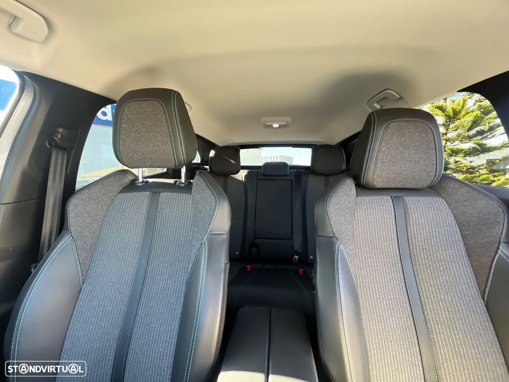 Peugeot 3008 1.6 Hybrid Allure Pack e-EAT8 - 49