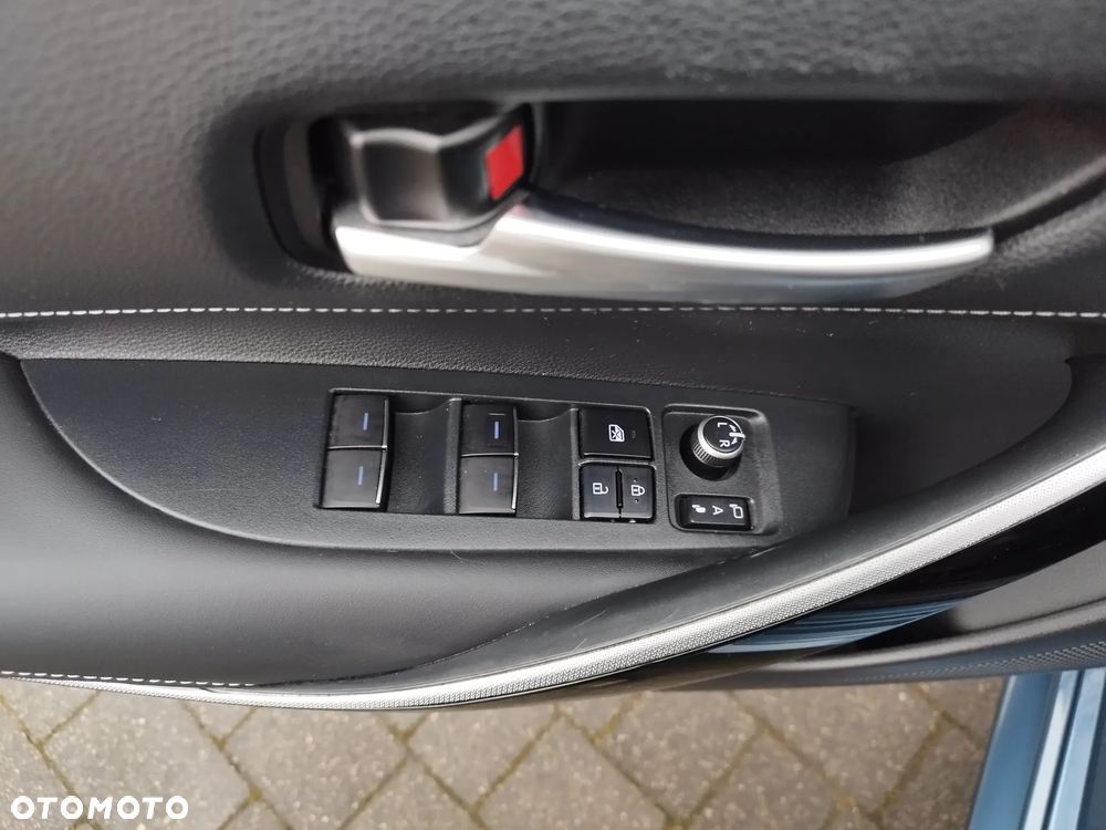 Toyota Corolla 1.8 Hybrid GPF Executive - 31