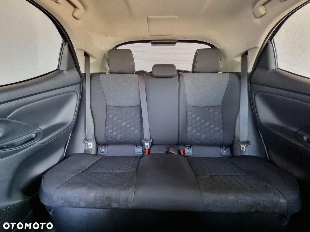 Toyota Yaris Hybrid 1.5 Style - 13