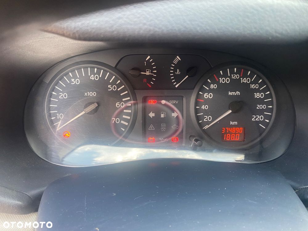 Renault Clio 1.9 DTi RXE - 8