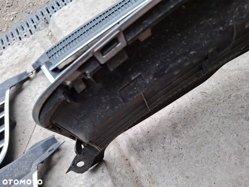GRILL ATRAPA VW PASSAT B5 FL SLASK WYSYLKA - 6