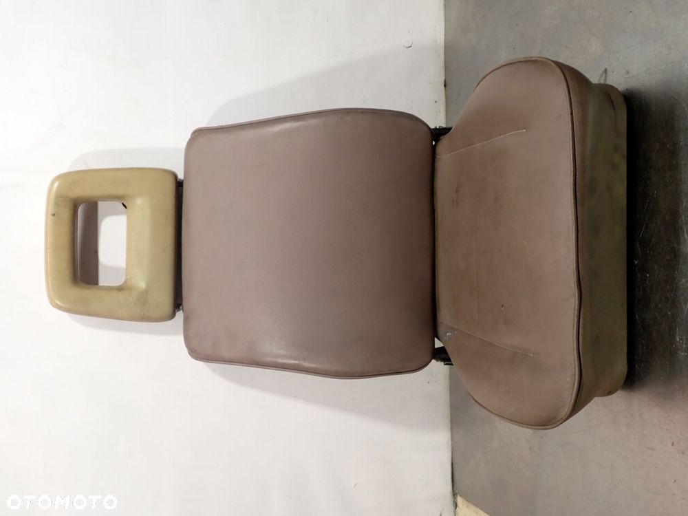 FOTEL PASAŻERA VOLKSWAGEN T3 - 2