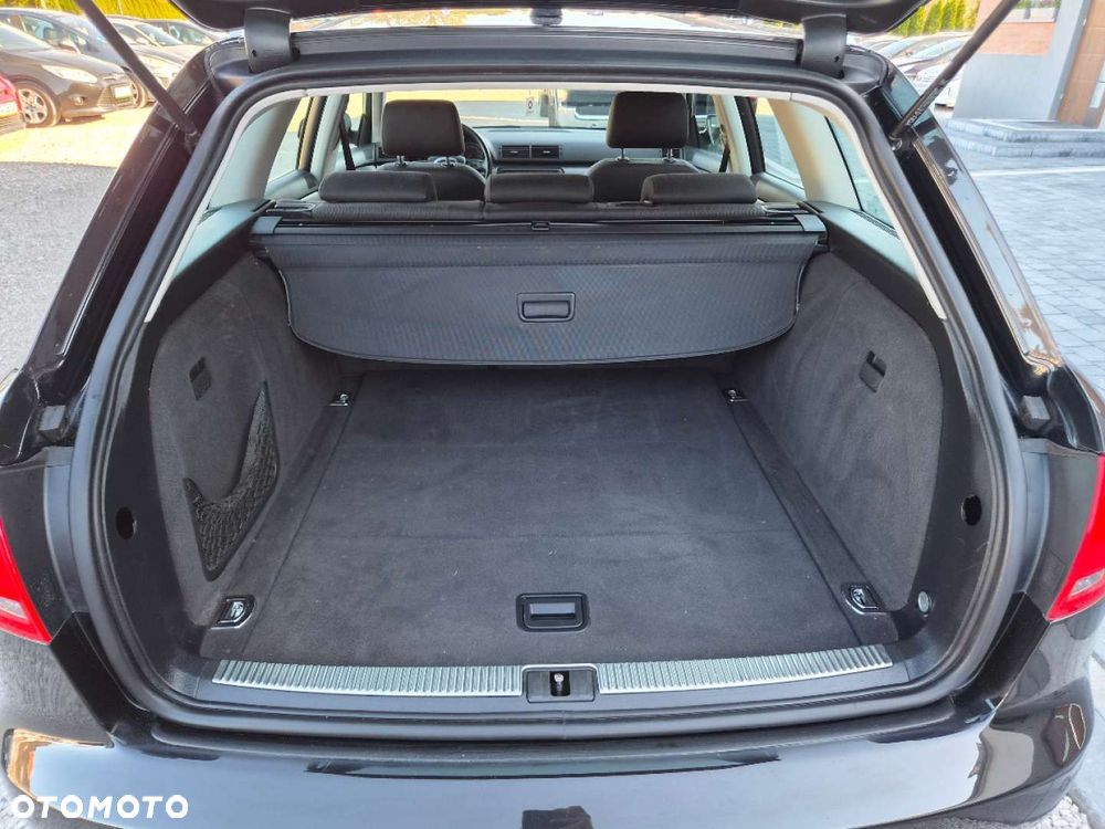 Audi A4 Avant - 19