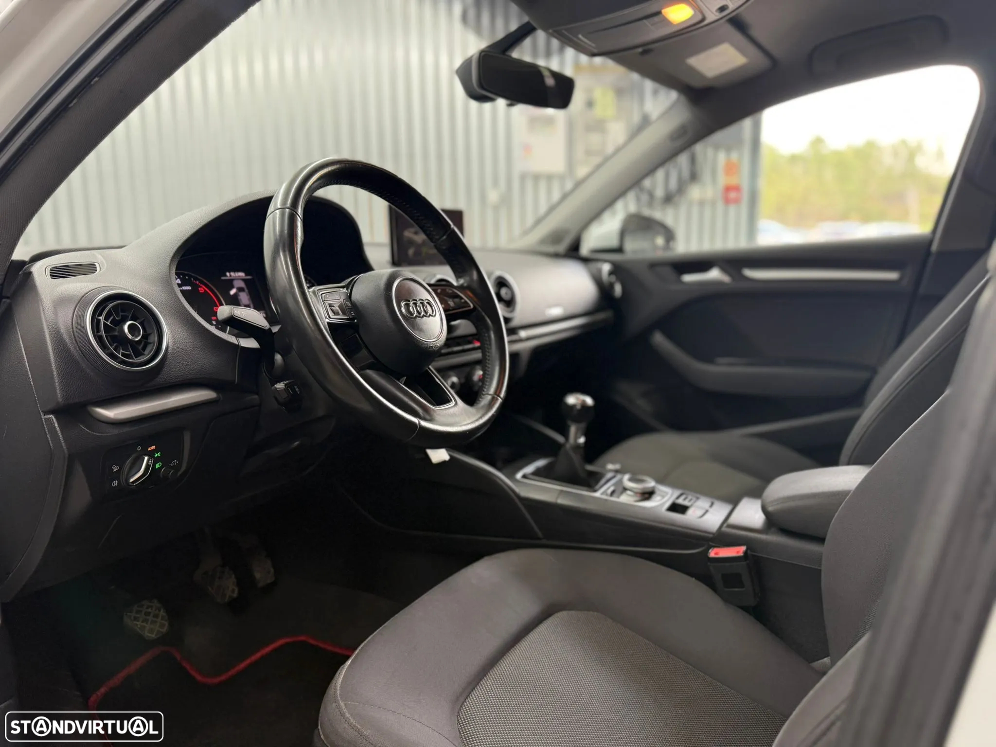 Audi A3 Limousine 1.6 TDI Sport - 13