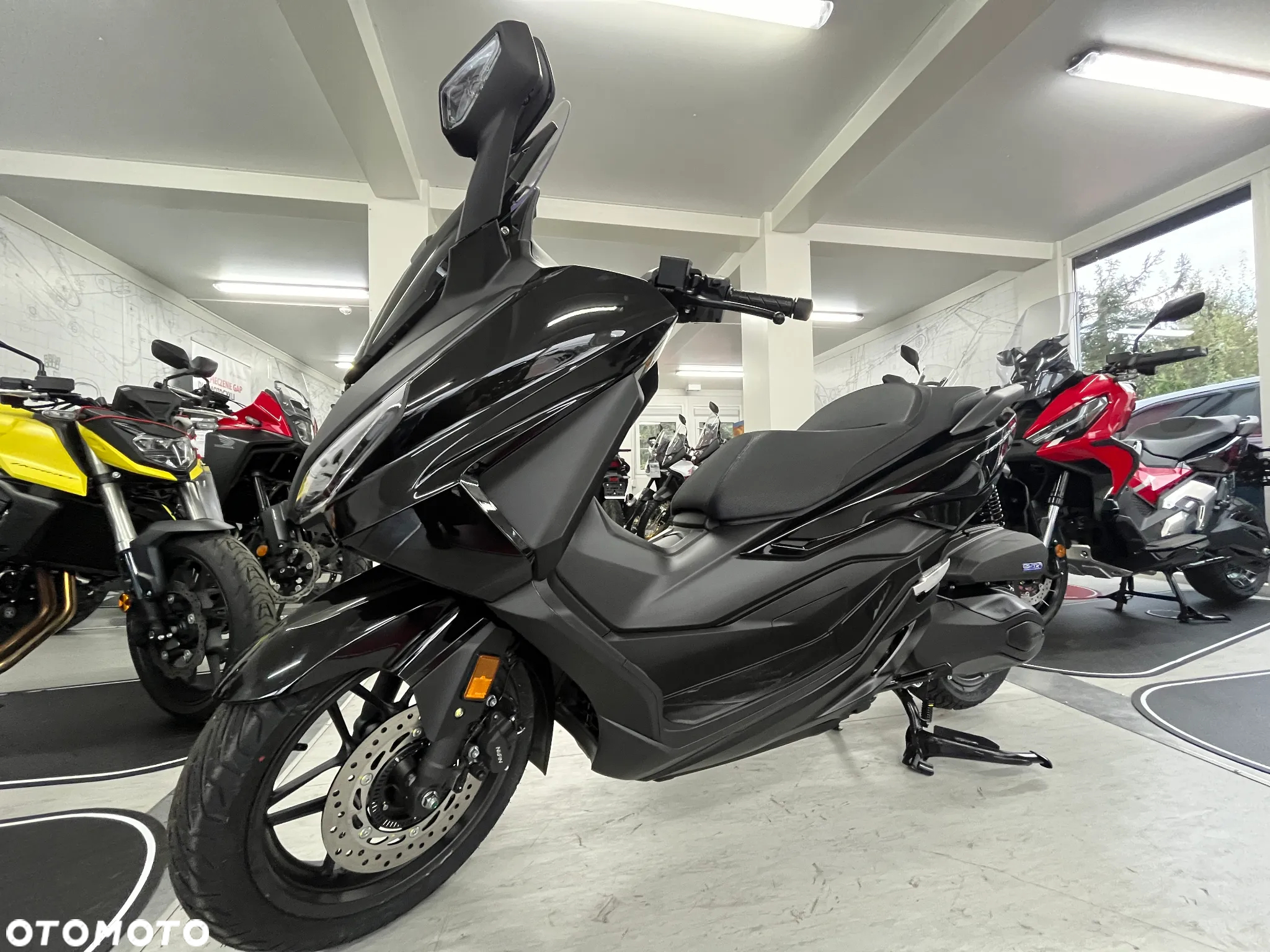 Honda NSS - 6