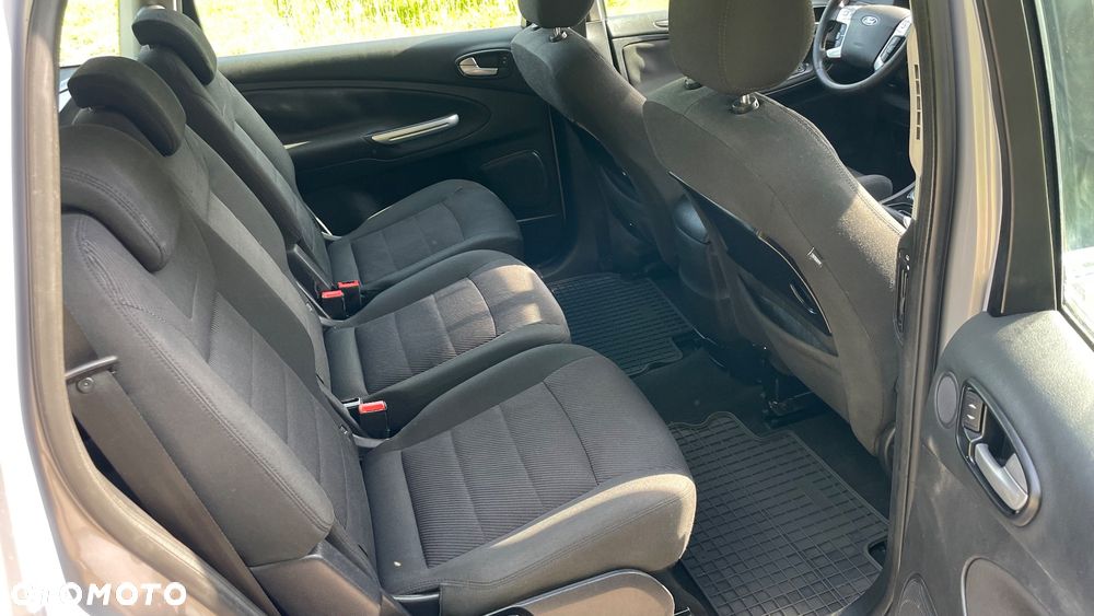 Ford S-Max 2.0 TDCi DPF Ambiente - 11
