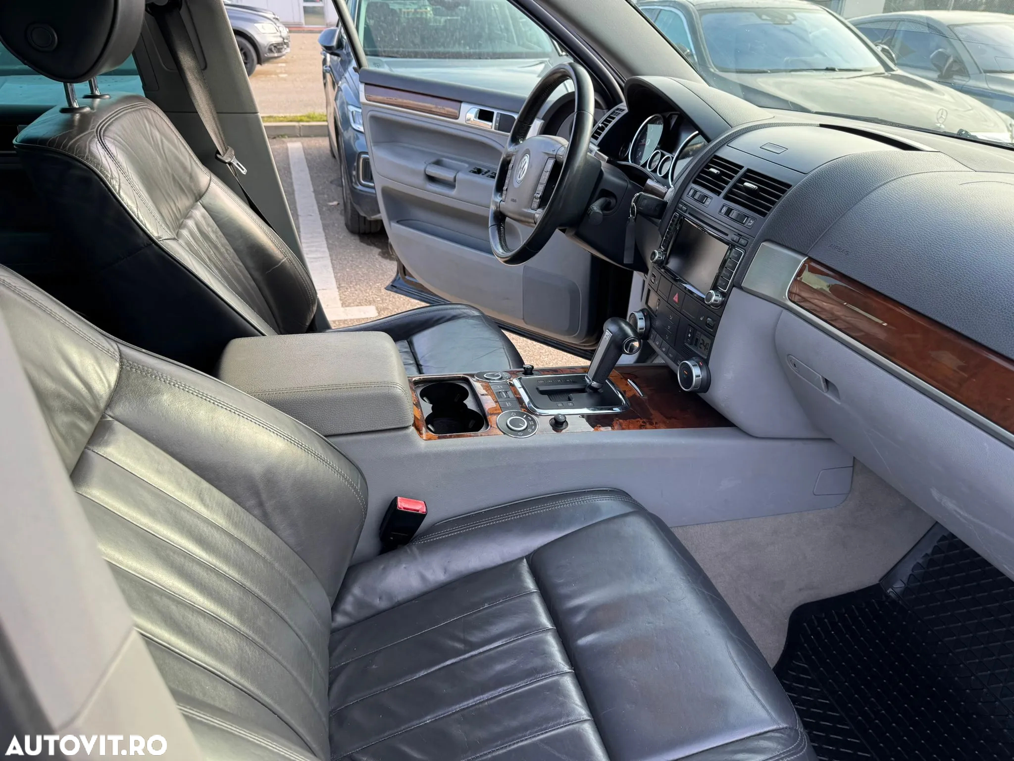 Volkswagen Touareg - 15