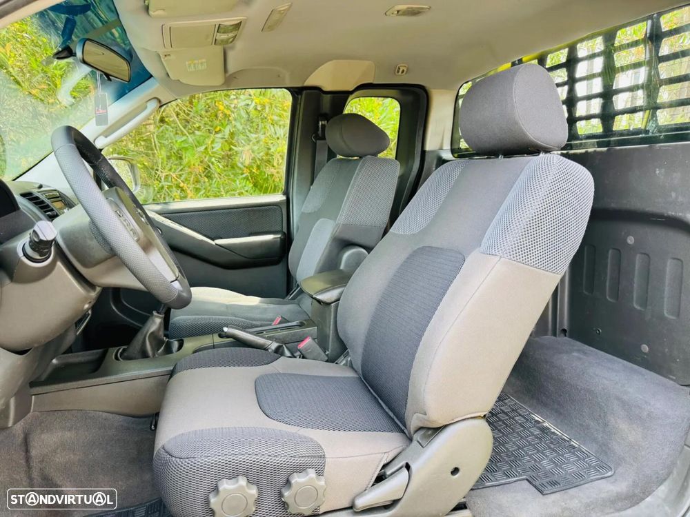 Nissan Navara 2.5 dCi CD SE Eastpak - 20