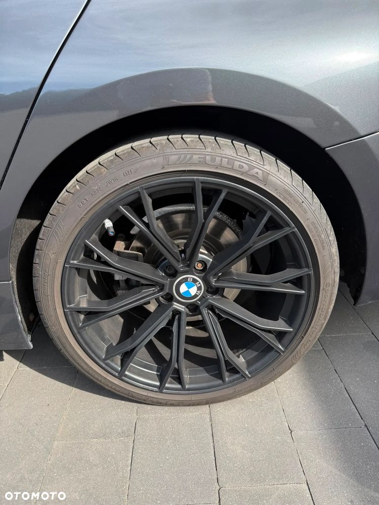 BMW Seria 3 318d Edition M Sport Shadow - 8