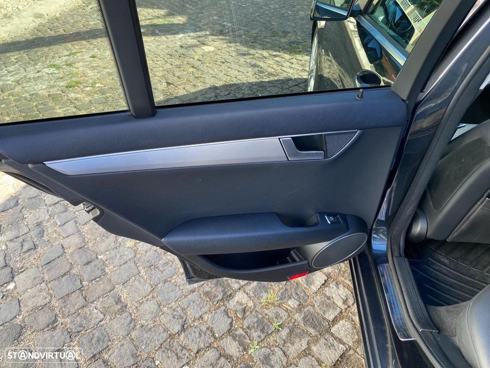 Mercedes-Benz C 220 Station CDI DPF Auto BlueEFFICIENCY Avantgarde - 7