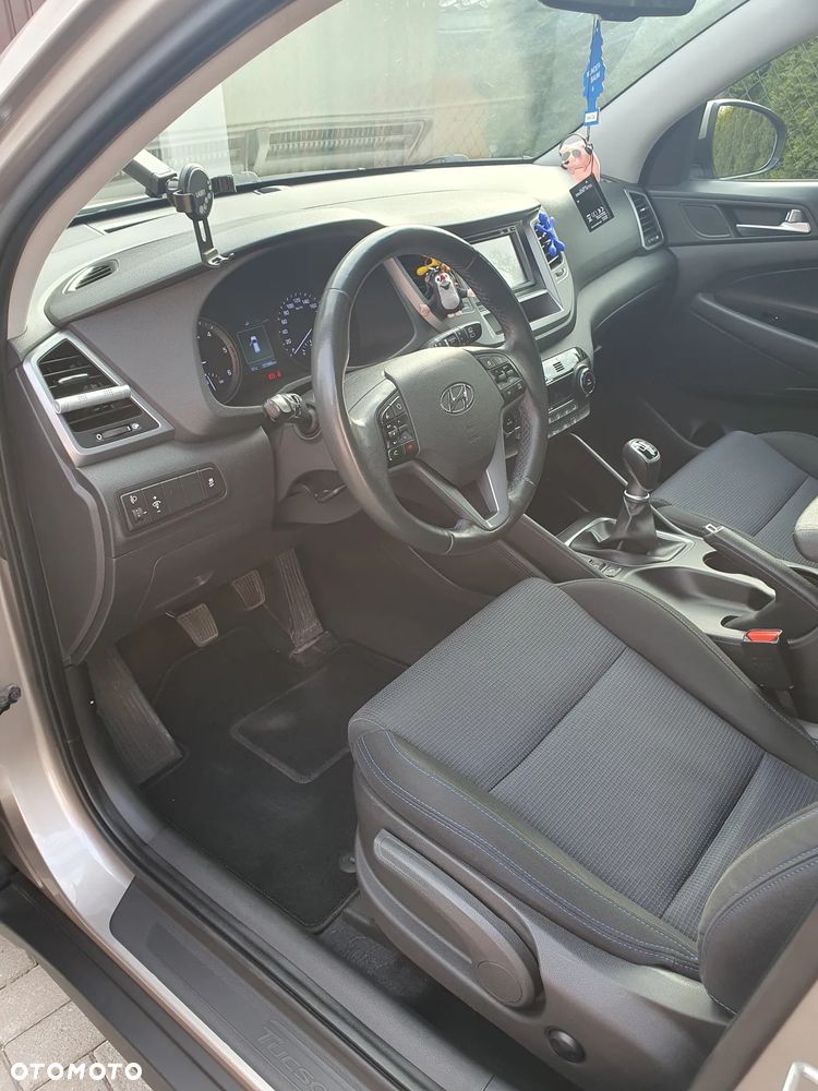 Hyundai Tucson 1.7 CRDI BlueDrive Classic 2WD - 12