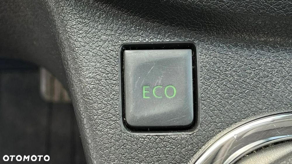 Opel Vivaro - 38
