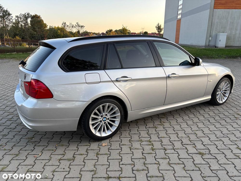 BMW Seria 3 318d DPF Edition Exclusive - 11