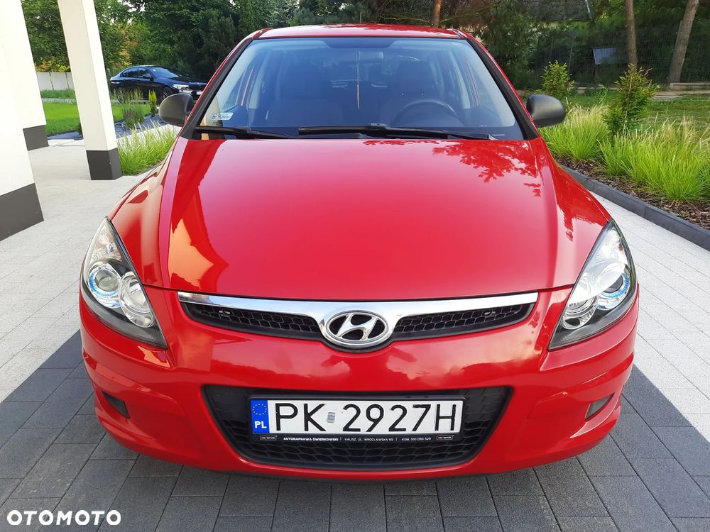 Hyundai i30 1.4 Base + - 3