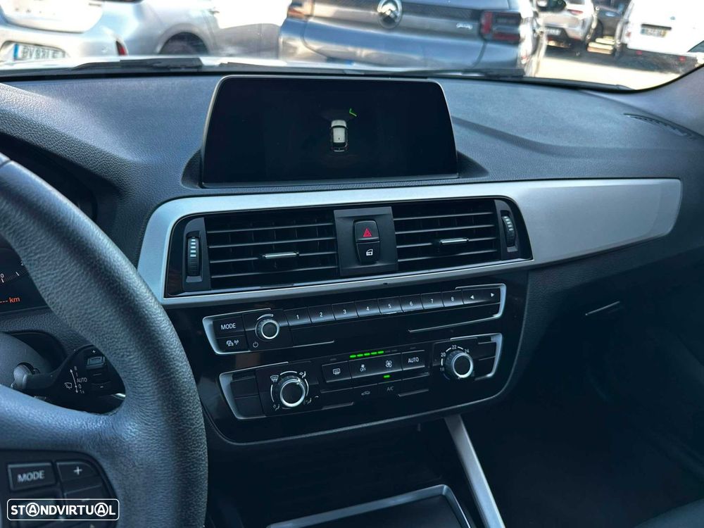 BMW 116 d EfficientDynamics - 22