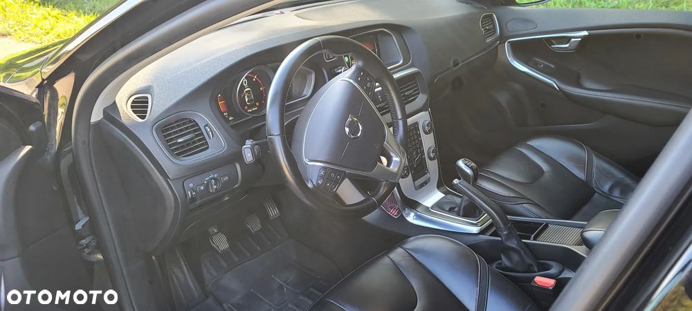 Volvo V40 - 18