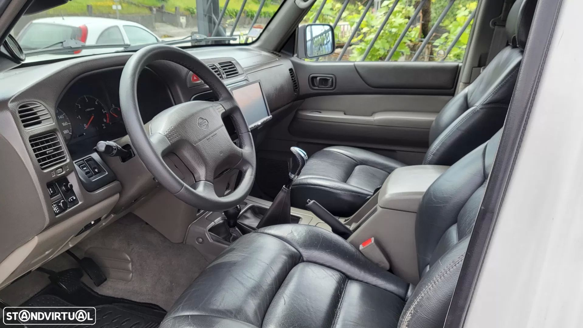 Nissan Patrol GR 2.8 TD SE - 40