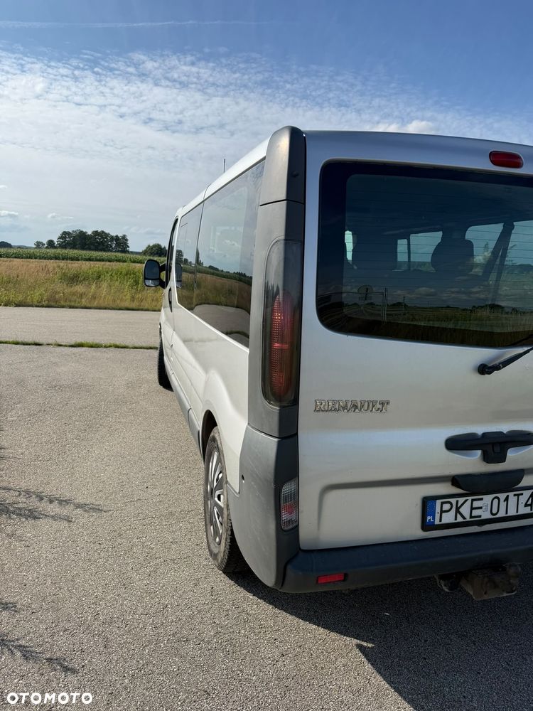 Renault Trafic Passenger - 7