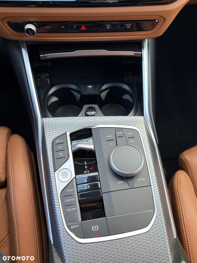 BMW Seria 3 M340i xDrive mHEV sport - 31